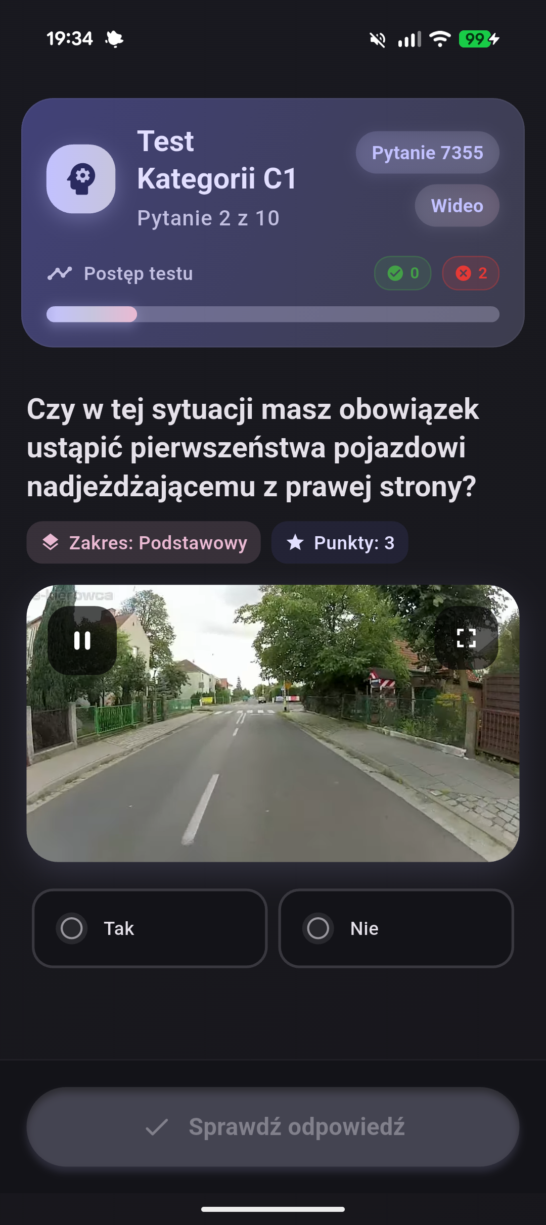 Interfejs Prawko Plus z testami teoretycznymi i postępem nauki